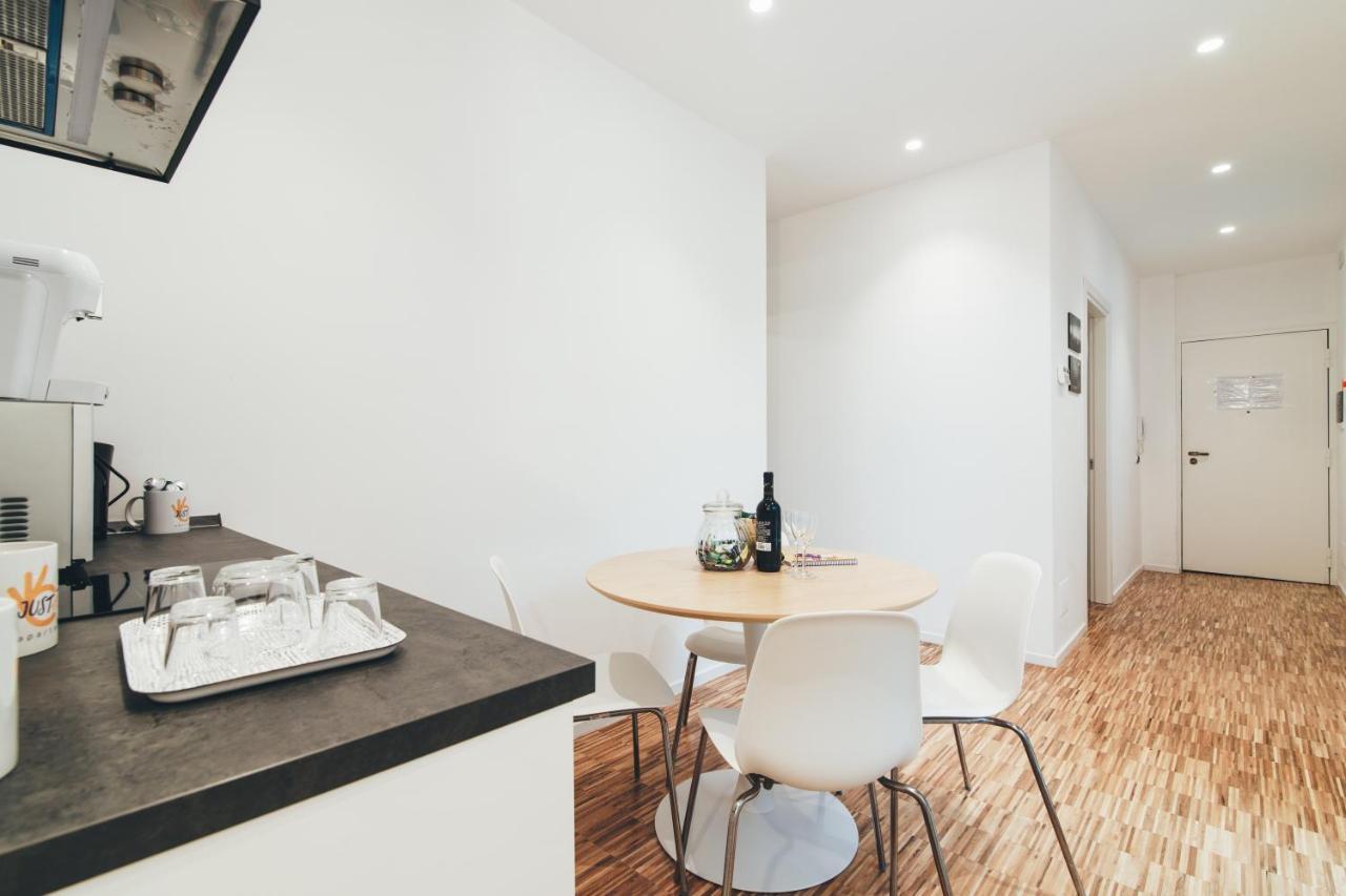 Just Here Apartments - La Terrazza Bari Exterior photo
